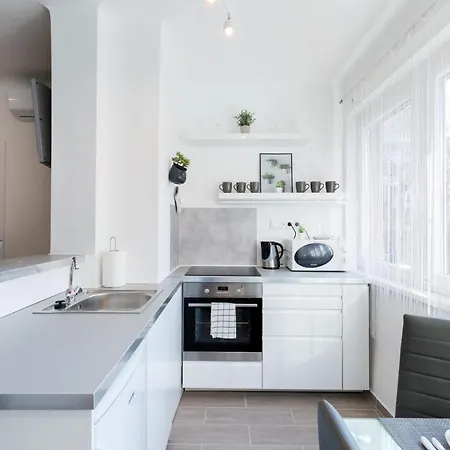 20-22 Rumbach Sebestyen Utca Apartment